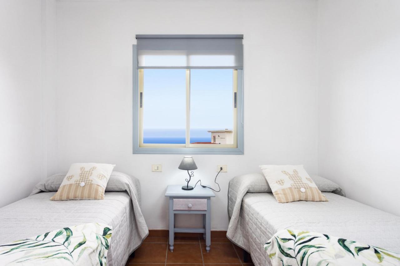 Eden Rentals Atogo Cozy Apartment グラナディージャ・デ・アボナ エクステリア 写真